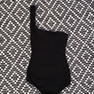 One shoulder bodysuit